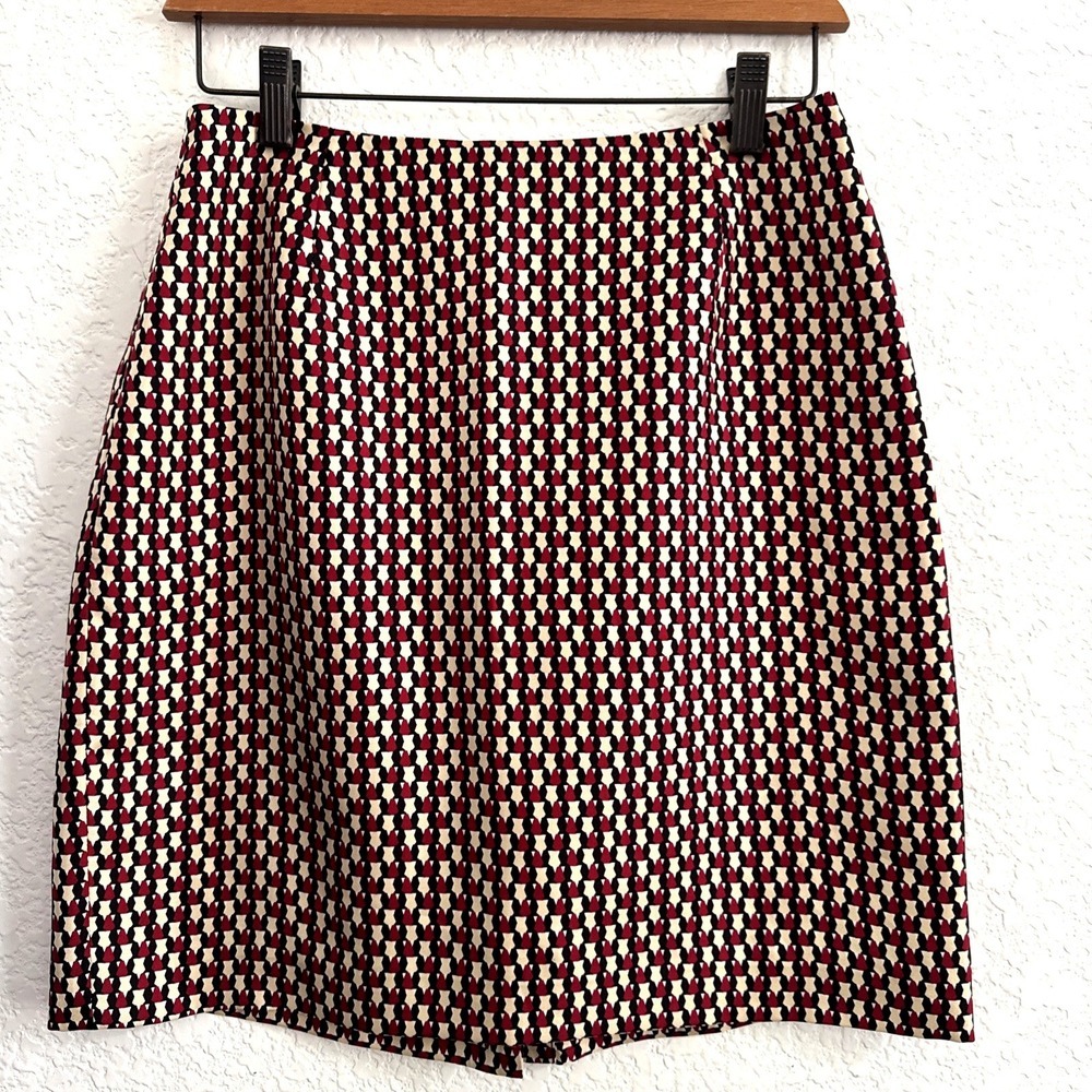 Ann Taylor 100% Silk Pencil Skirt Women 6P Red, Ivory & Black Geometric